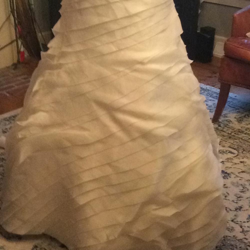 WATTERS BRIDE Plus Size Wedding Dress - Picture 2 of 10